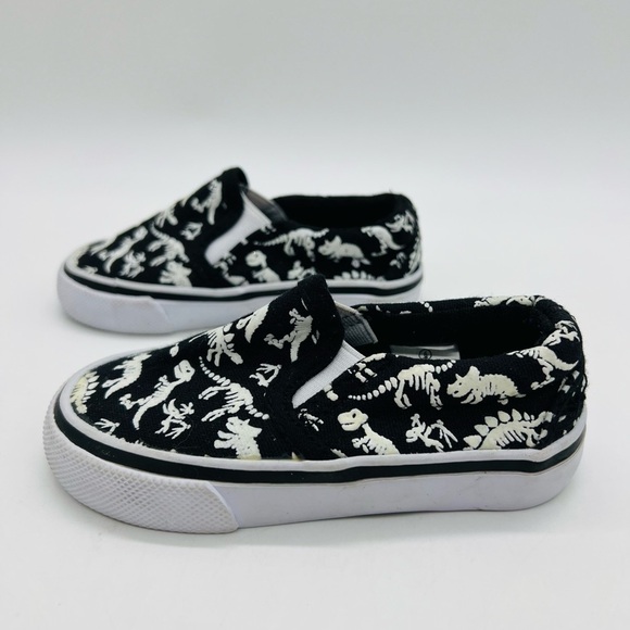 TOMMY BAHAMA BABY BOY SLIP ON SNEAKERS WITH DINOSAUR PRINT SIZE 6 - Picture 3 of 13